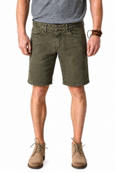 Corduroy shorts in Chive