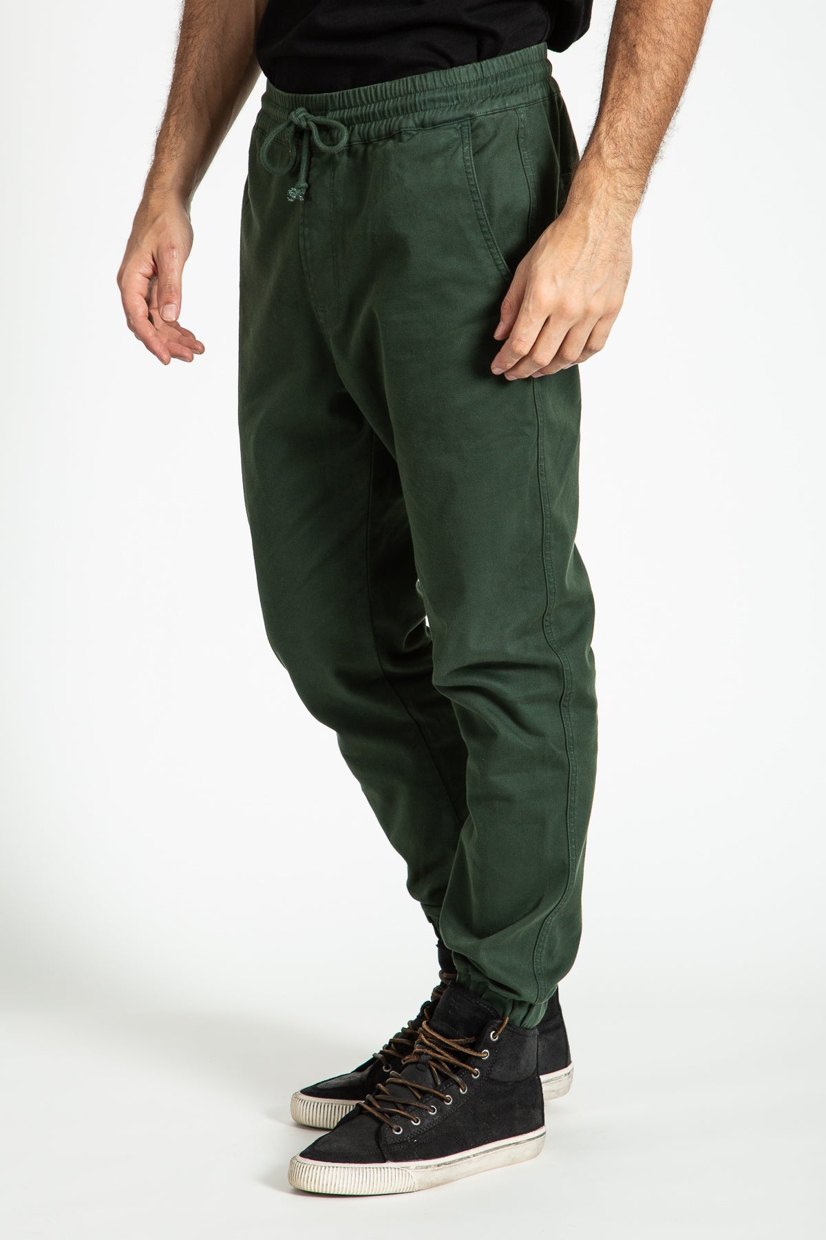 JOGGER PANTS IN MOUNTAIN – Stitch's Jeans